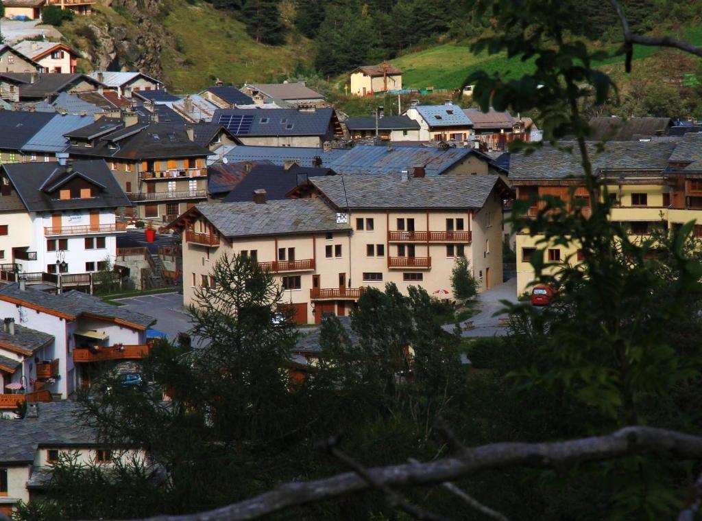 Hotel Restaurant L'Outa Termignon Zewnętrze zdjęcie