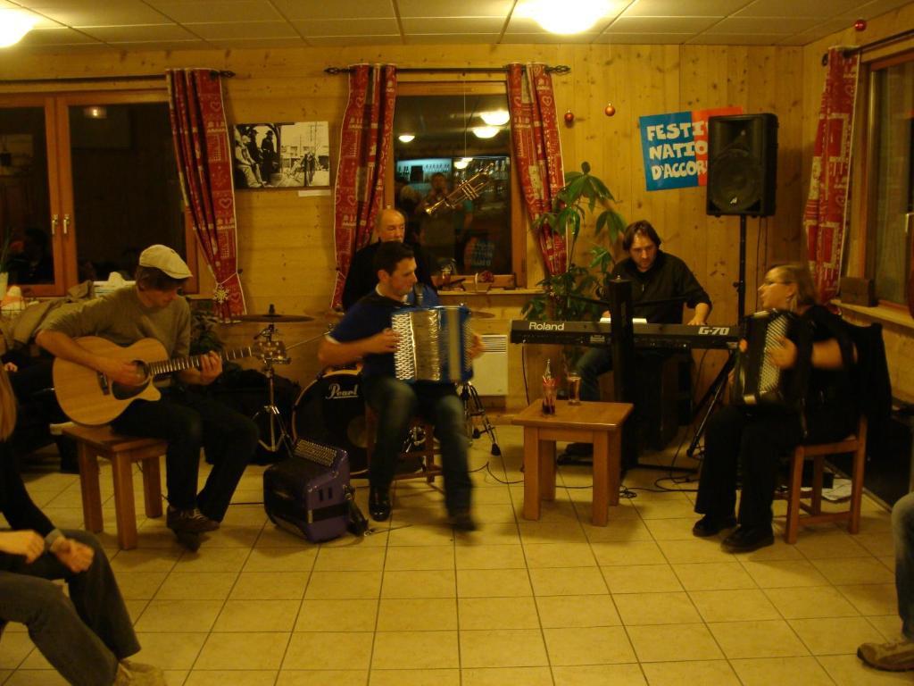 Hotel Restaurant L'Outa Termignon Zewnętrze zdjęcie